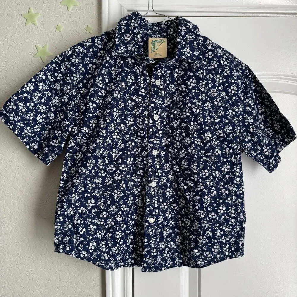 Boy's THEREABOUTS navy floral button down -XS
